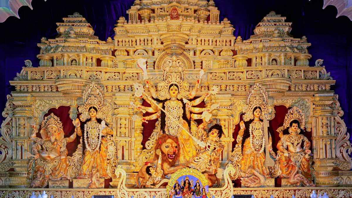 Durga Puja 2025: 10 Iconic Durga Puja Pandals In Mumbai To Go Pandal Hopping