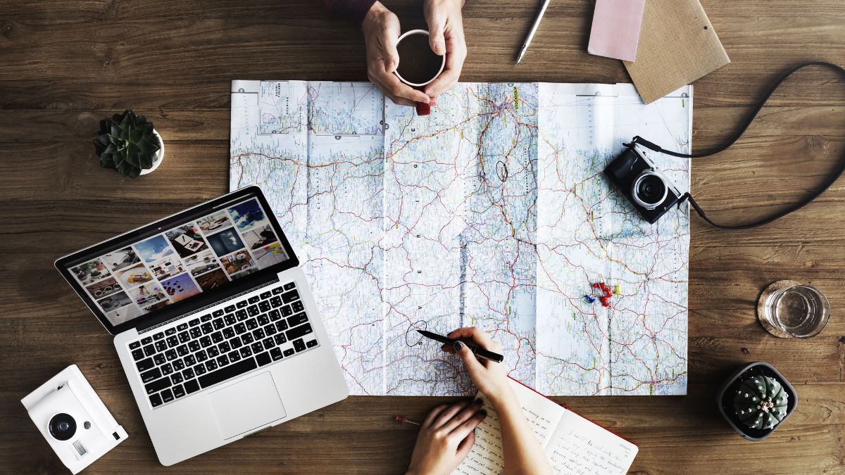 Planning A Holiday? The ‘Geni-Us’ AI-Powered Travel Platform Will Map Your Itinerary!