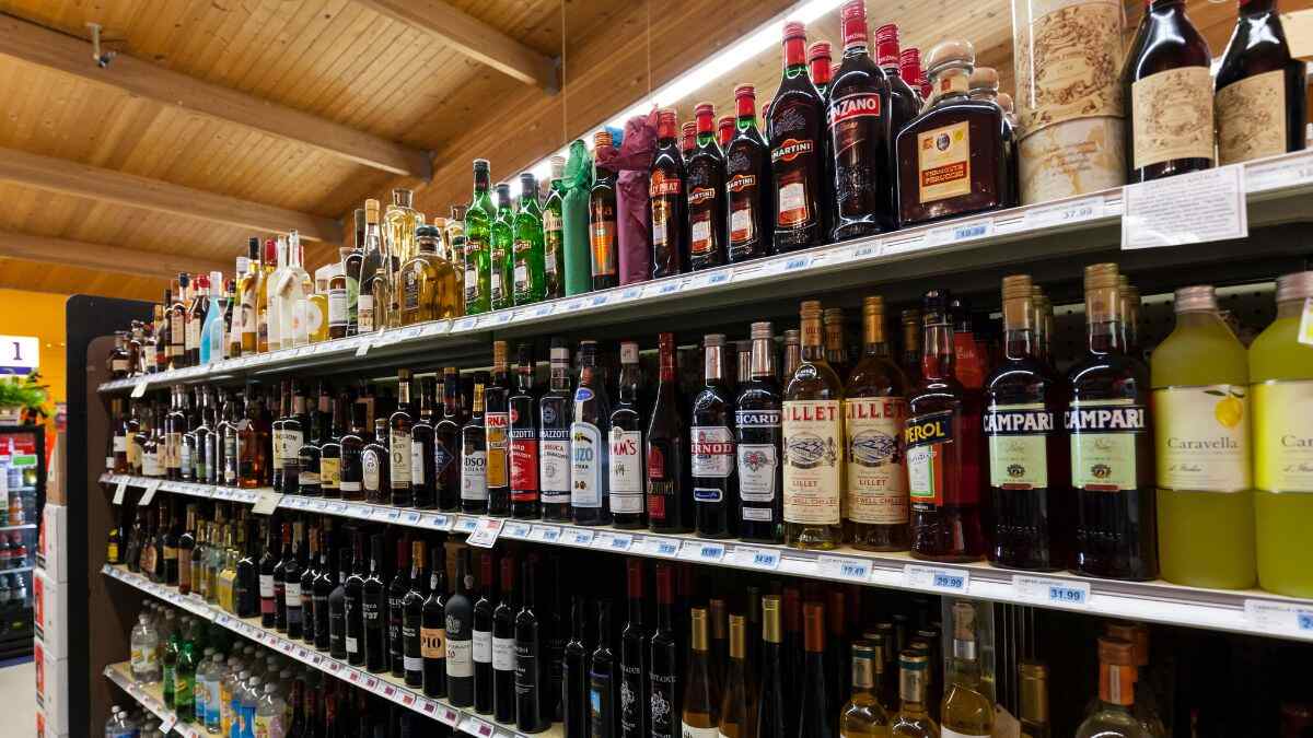 Karnataka Will Not Be Opening More Liquor Shops, Confirms CM Siddaramaiah