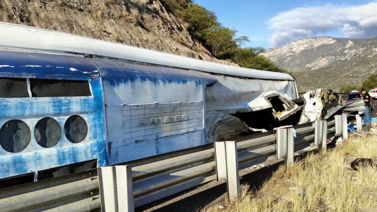Mexico: 18 Migrants Died In A Tragic Bus Accident In Oaxaca