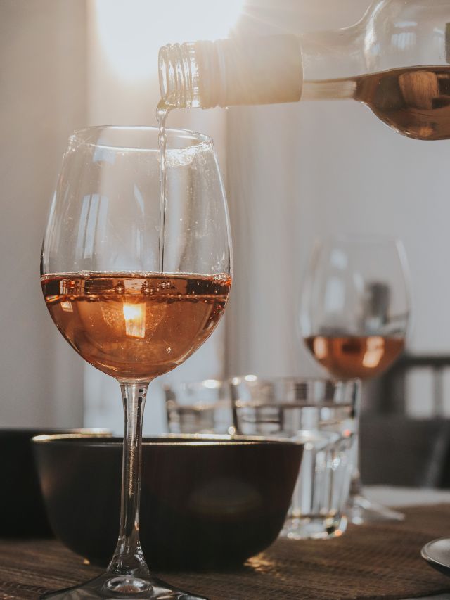 5 International Rose Wines To Elevate Your Balmy Evenings 5 International Rose Wines To Elevate Your Balmy Evenings