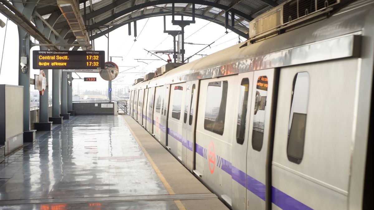 “I Ran Out & He Ran Out After Me,” Woman Shares Chilling Encounter With Stalker On Delhi Metro