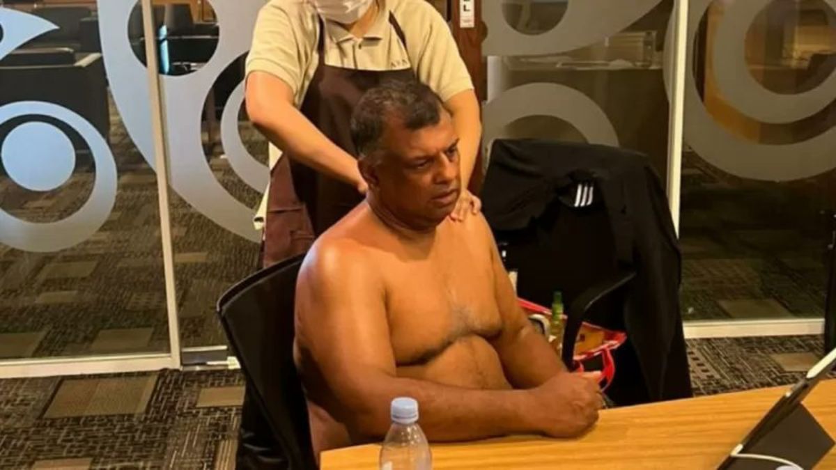 AirAsia CEO Tony Fernandes Holds Meeting Shirtless While Getting A Massage; Netizens Call Him Out