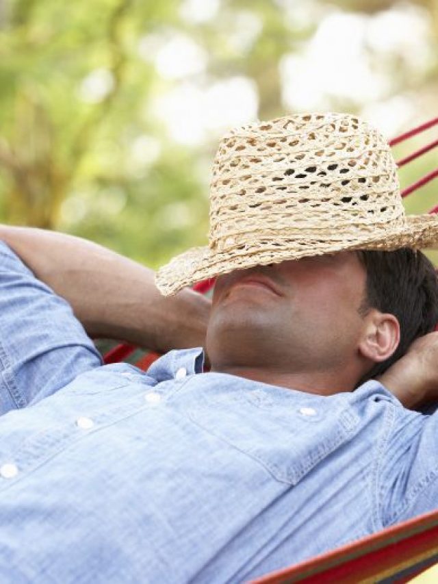 Struggling With Travel Insomnia? Here Are 6 Tips To Sleep Better While Travelling