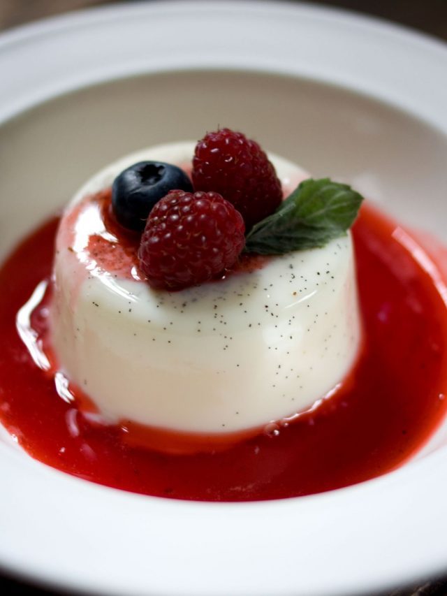 6 Places To Have Best Panna Cotta In Mumbai| Curly Tales