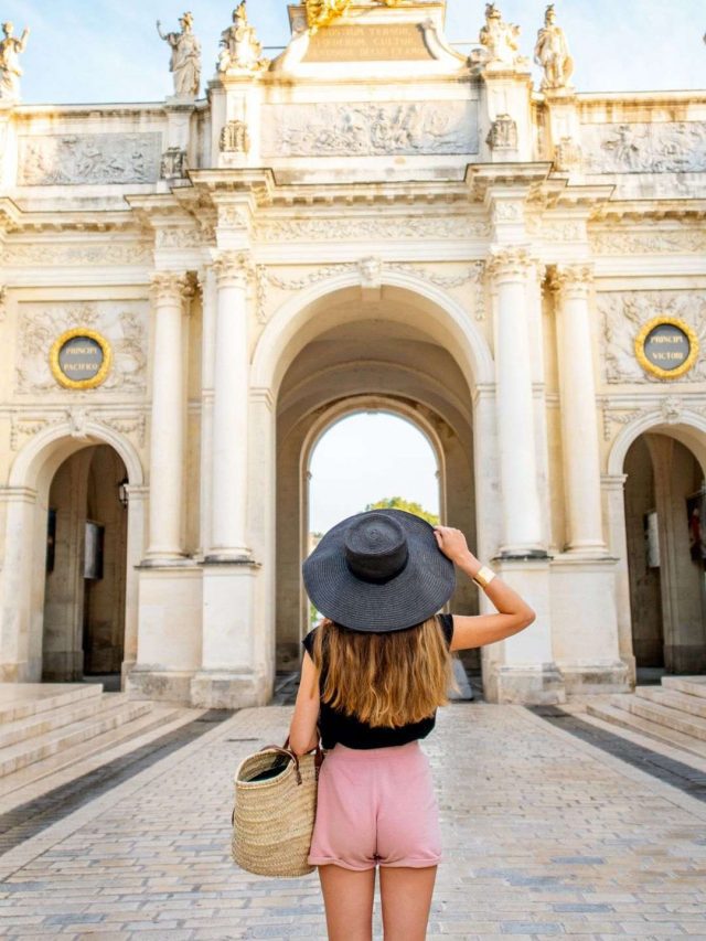 10 Most Popular Travel Bucket List Experiences In The World