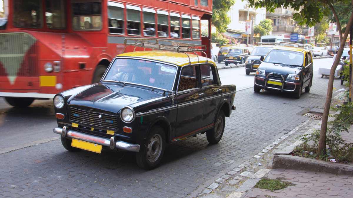 kaali-peeli taxis mumbai