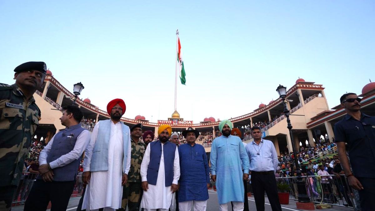 India Gets 418 Ft Tall, Highest National Flag At Attari Border; Netizens Are Proud