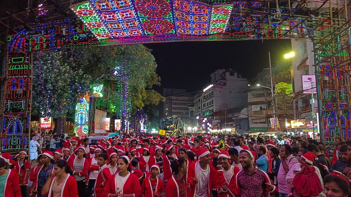 What Is Buon Natale, Kerala's Christmas Fiesta Where Thousands Of Santas Come Together?