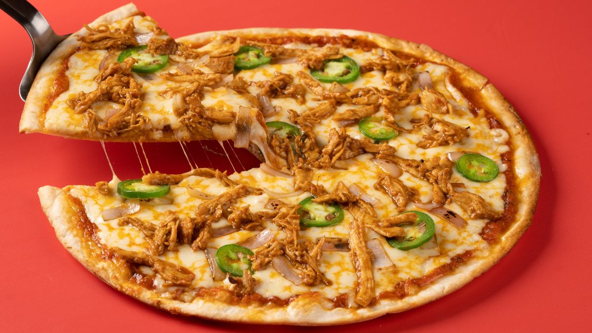 Dough Bros Make A Debut In Mumbai; Opens Cloud Kitchen Serving Their Iconic 11-Inch Pizzas