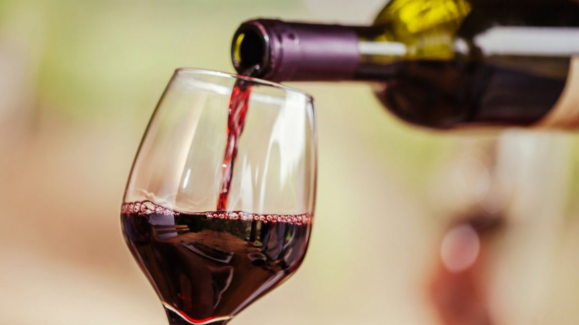 Ever Wondered Why Do You Get Headaches After Drinking Red Wine