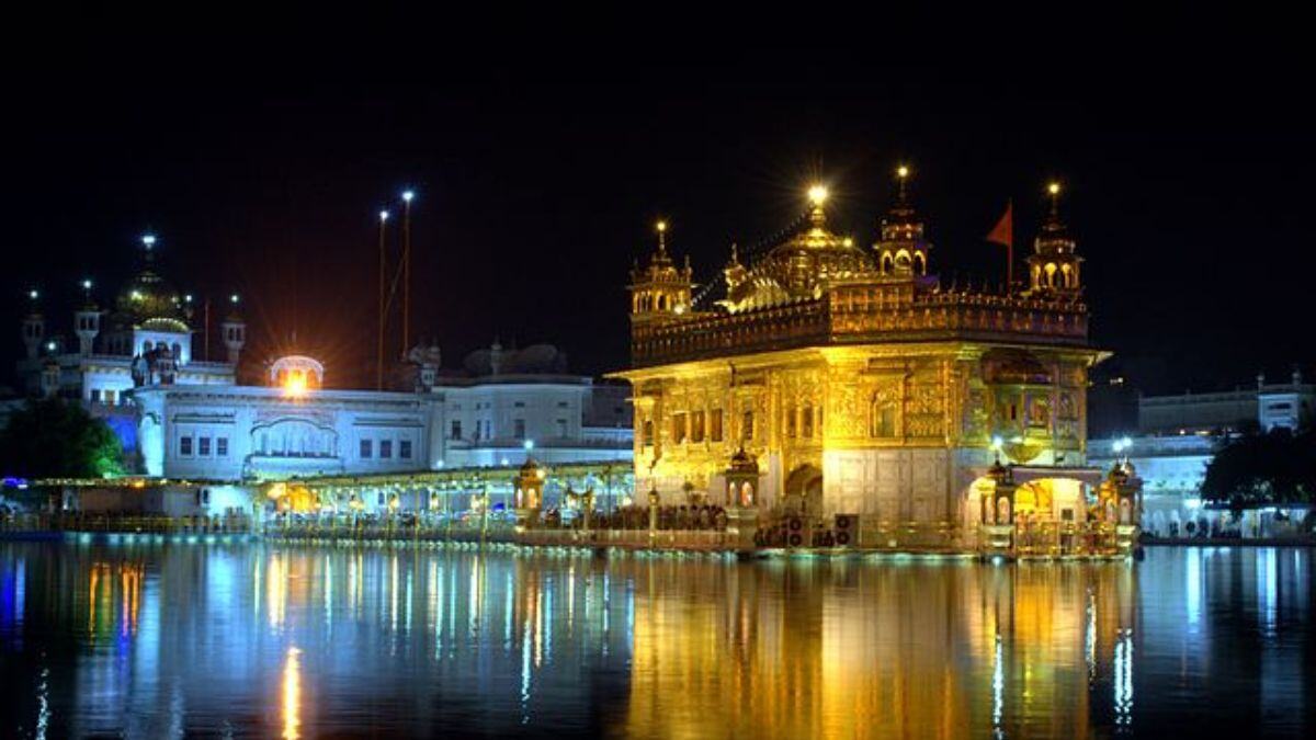 What Is Bandi Chhor Divas? These Are The Gurudwaras To Visit On This Occasion