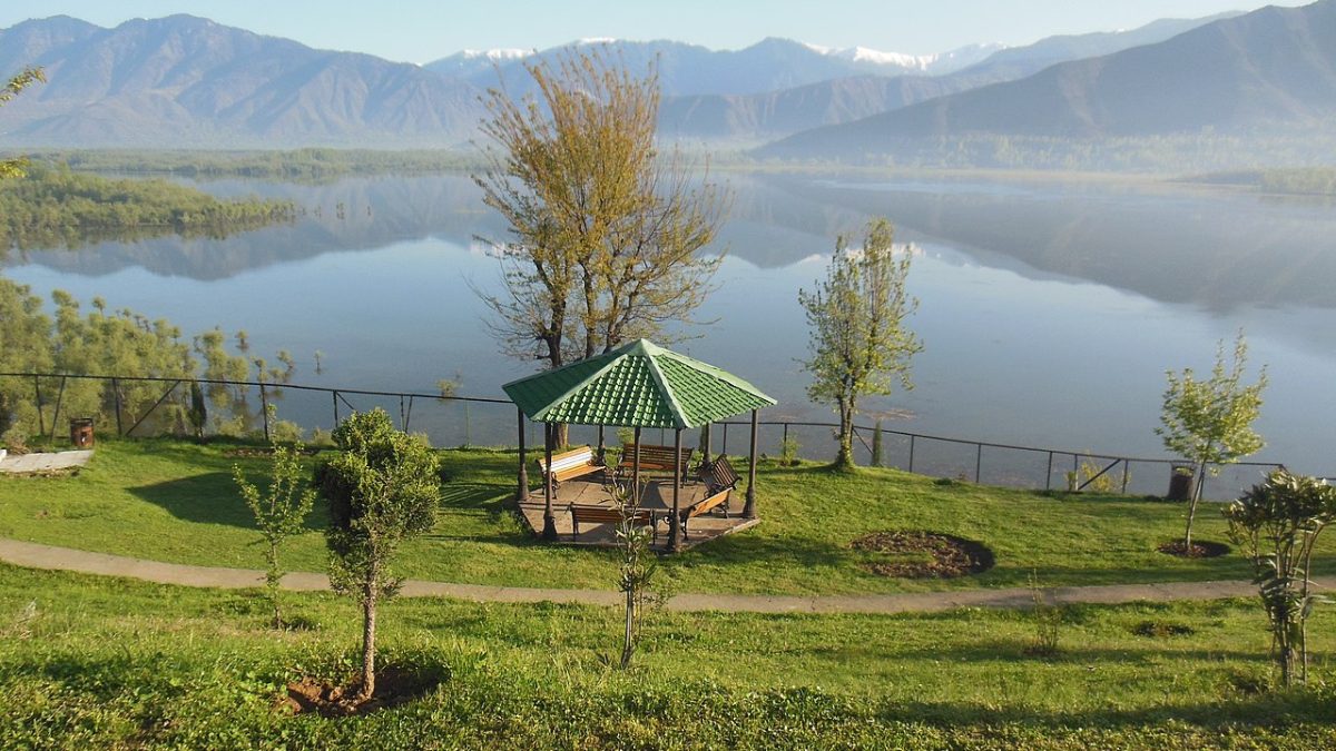 From Shikara Rides To Treks, Things To Do In Zurimanz, The Gem North Kashmir Has Been Hiding