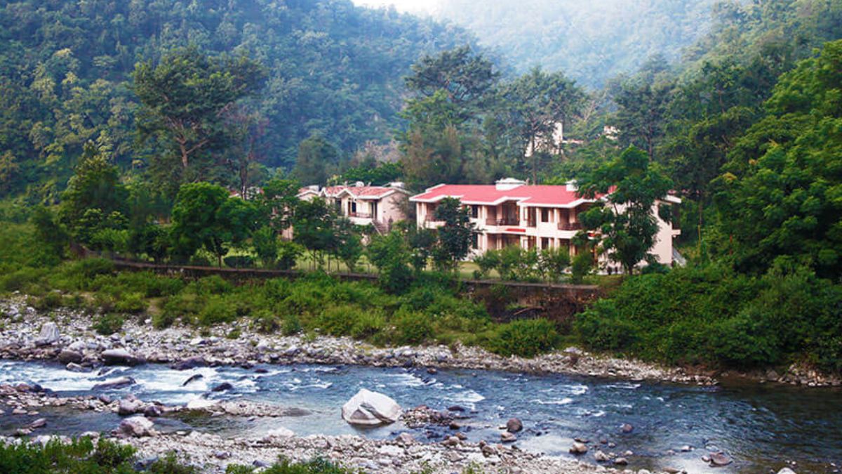 Heading To Jim Corbett? Stay At This Lavish Resort On Banks Of River Ramganga, Starting At ₹10,903