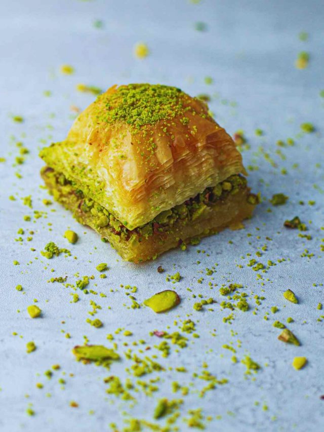 Baklava_dish