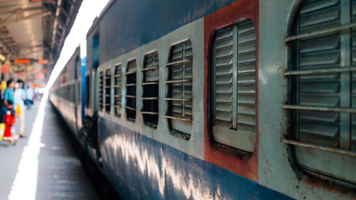 Mahaparinirvan Diwas: Central Railway To Operate 14 Special Trains; Check Timings & Routes
