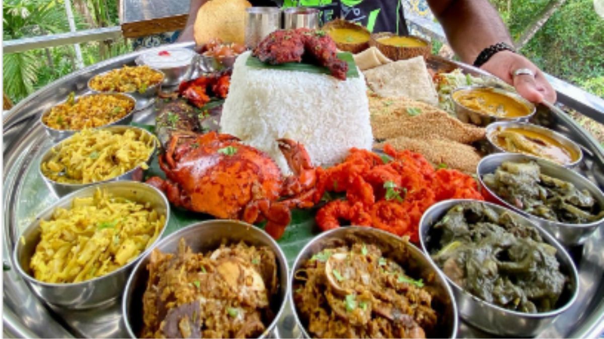 15 Mins From Mopa Airport In Goa, Polish Off This Ravan Thali With 20+ Items