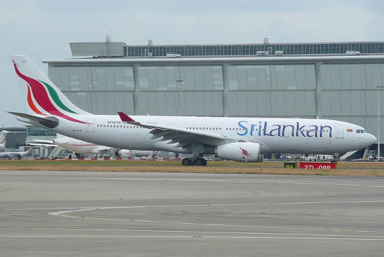 SriLankan colombo mumbai flight service 