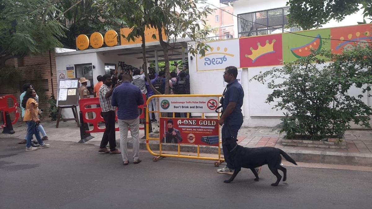 Bengaluru: Over 20 Schools Receive Bomb Threat Emails; Students, Staff Evacuated & Bomb Squad Deployed