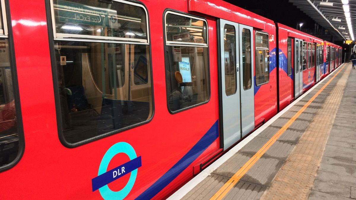 Heading To London Soon? Here’s The Full List Of Public Transport Closures For Christmas 2023