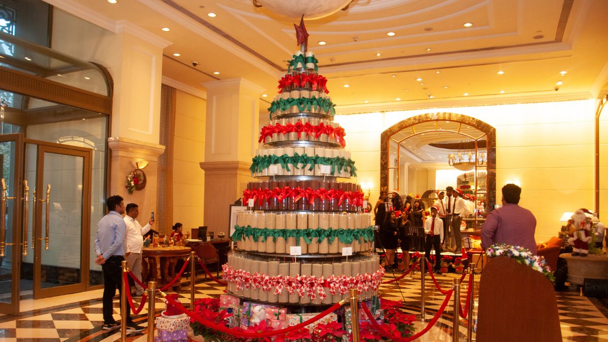 Mumbai’s ITC Grand Central Has A Unique 11.5-Ft Millet Christmas Tree With Ragi, Kuttu & More