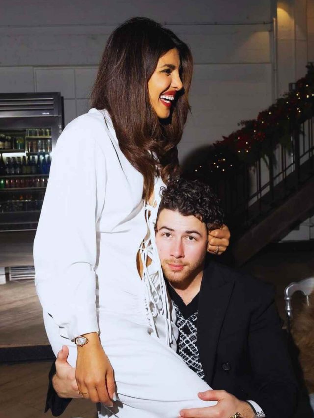 Inside Priyanka Chopra & Nick Jonas’s Christmas Holiday Dinner With Their Friends; Malti Marie Looks Super Cute