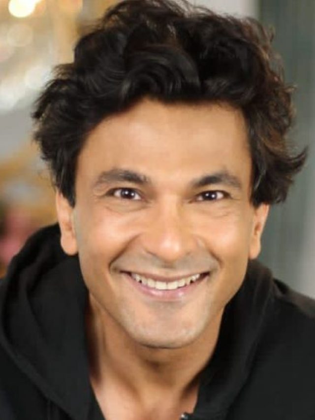 Chef Vikas Khanna Shares Video Of Ayodhya Chefs Whipping Up 151 Quintal Of Laddoos