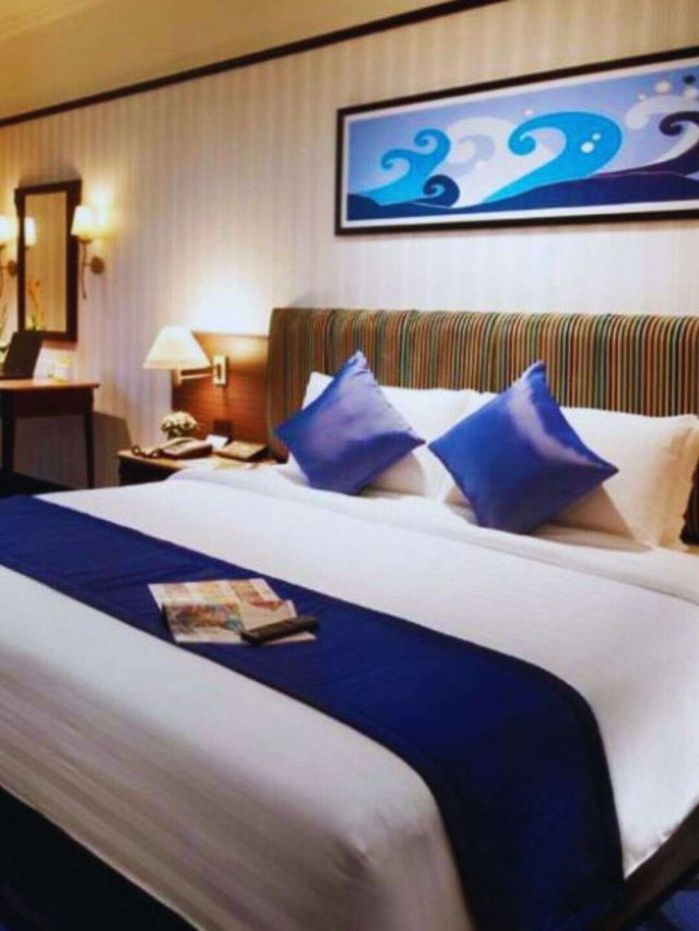 Spending Christmas Exploring Kolkata’s Park Street? Check Out These Hotels For Overnight Stay