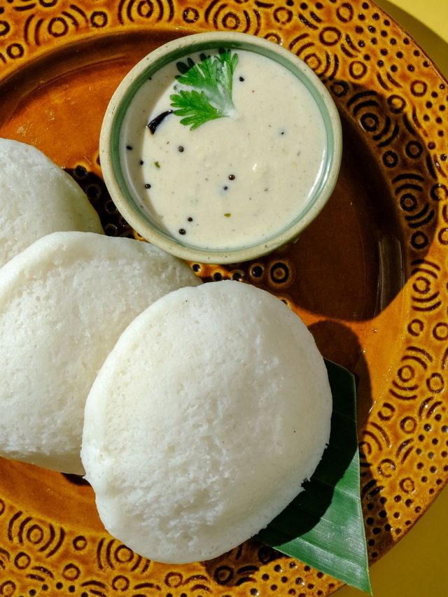 7 Quick, Unique & Healthy Types of Idlis You Should Try ASAP