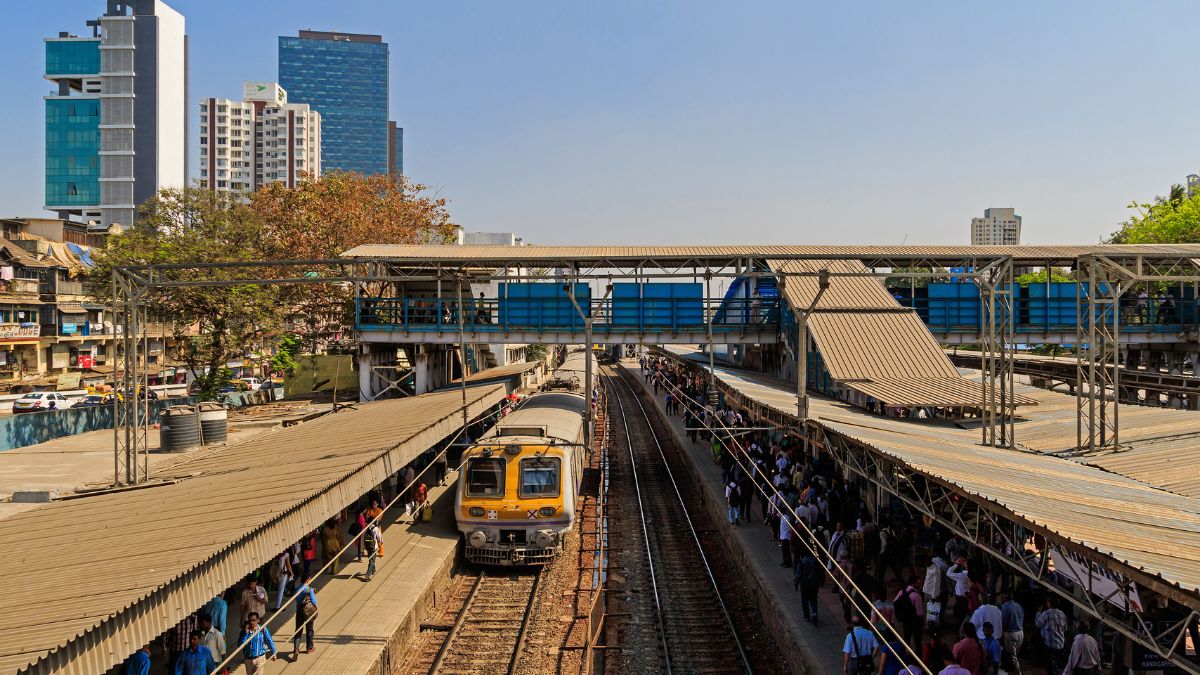 Mumbai: Dadar’s Platform 10/11 Soon To Be Revamped To Ease Commuter Congestion On Existing Platform