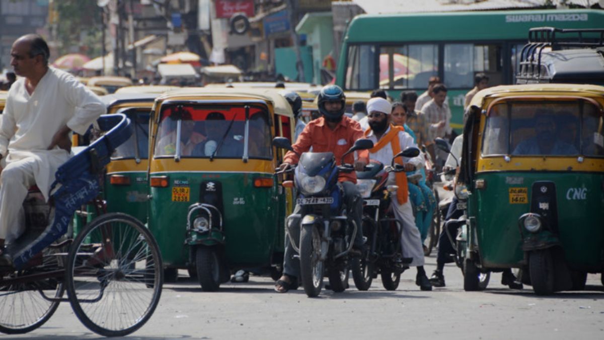 delhi traffic advisory new year's eve
