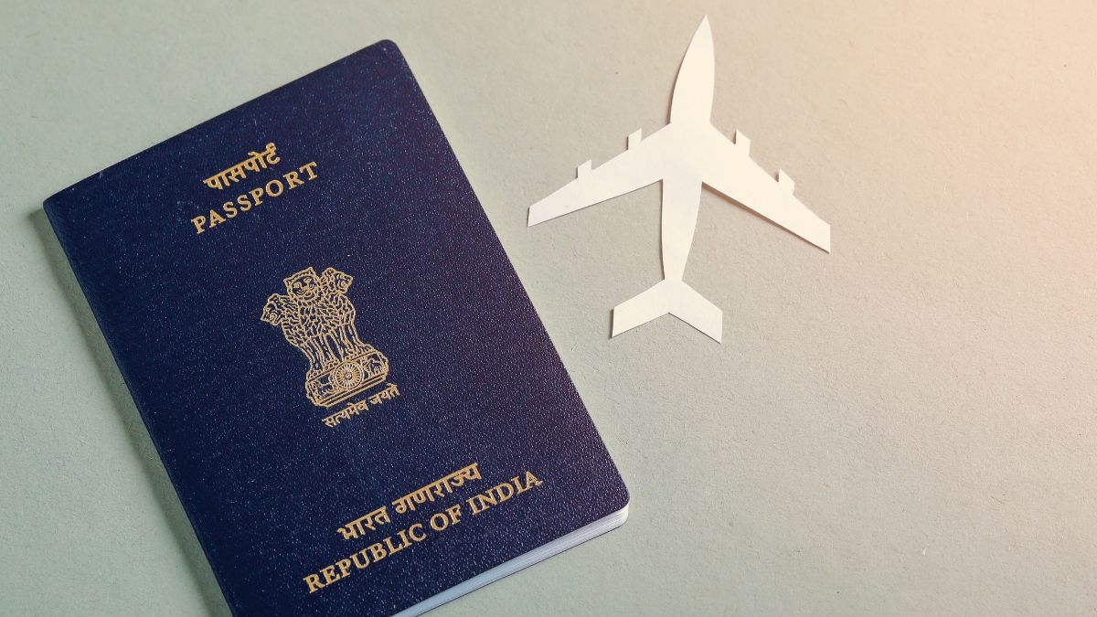 With More Than 8 Lakh Passports Issued This Year, Punjabis Love To Travel Overseas