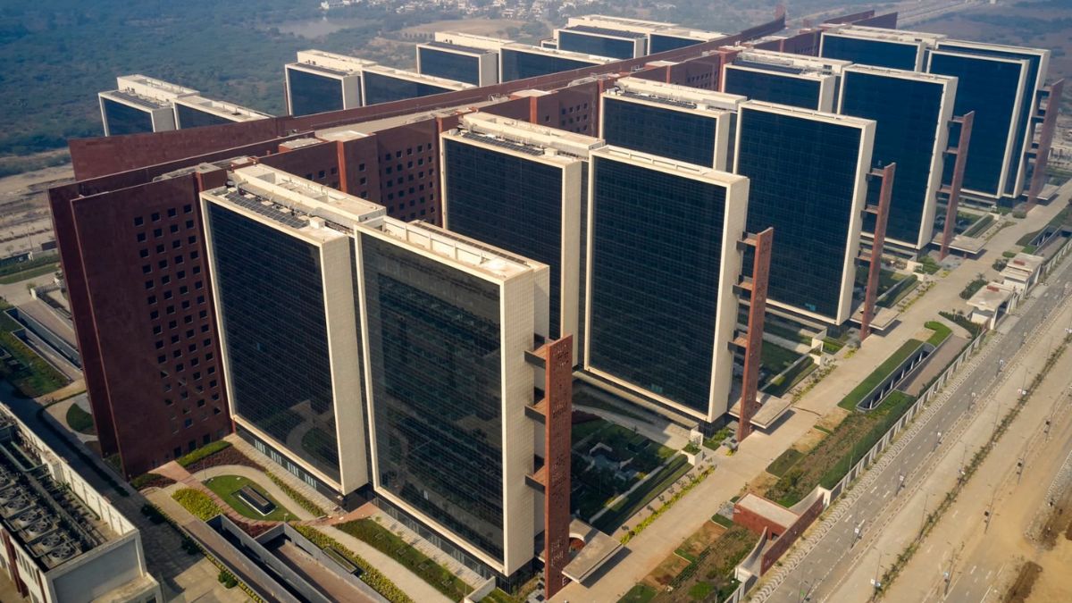 Surat Diamond Bourse: 9 Towers, Over 4,500 Offices & More About The World’s Largest Workspace