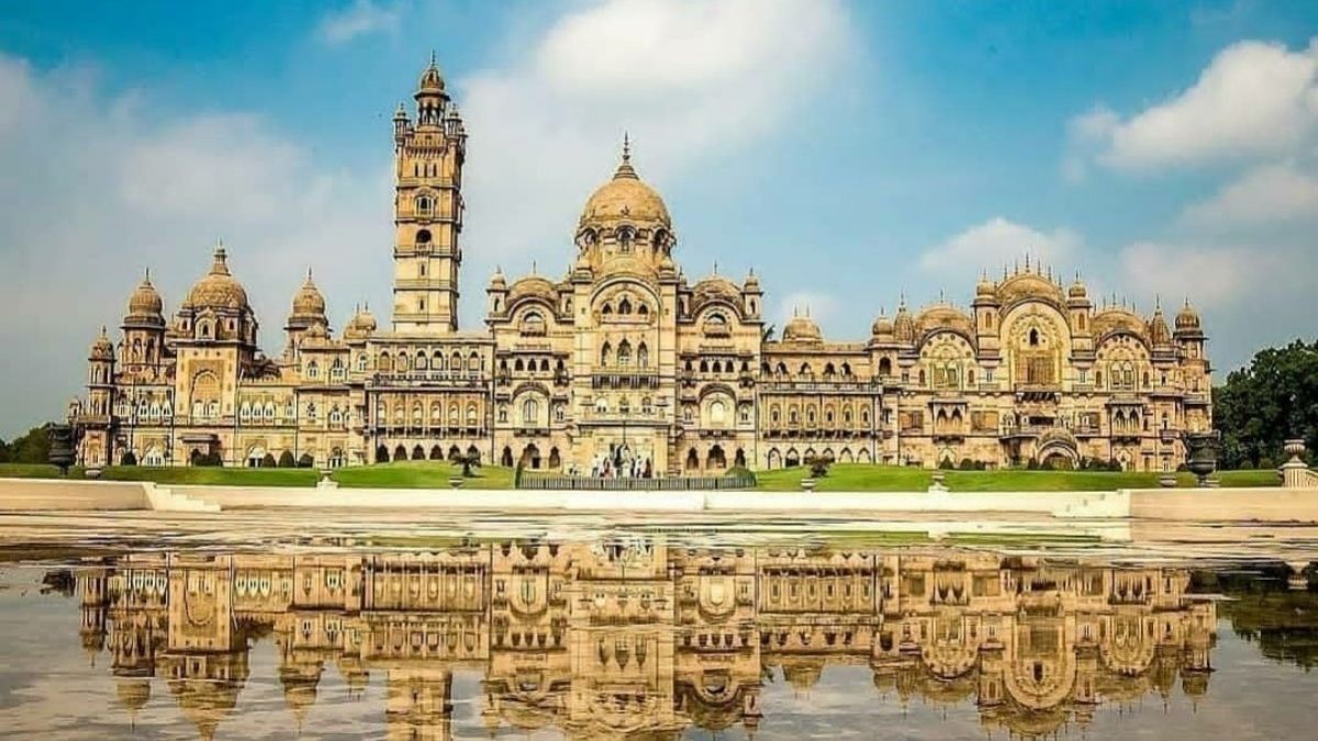 4 Times The Size Of Buckingham Palace, Vadodara’s Laxmi Vilas Palace Is An Opulent Ode To India’s Rich History