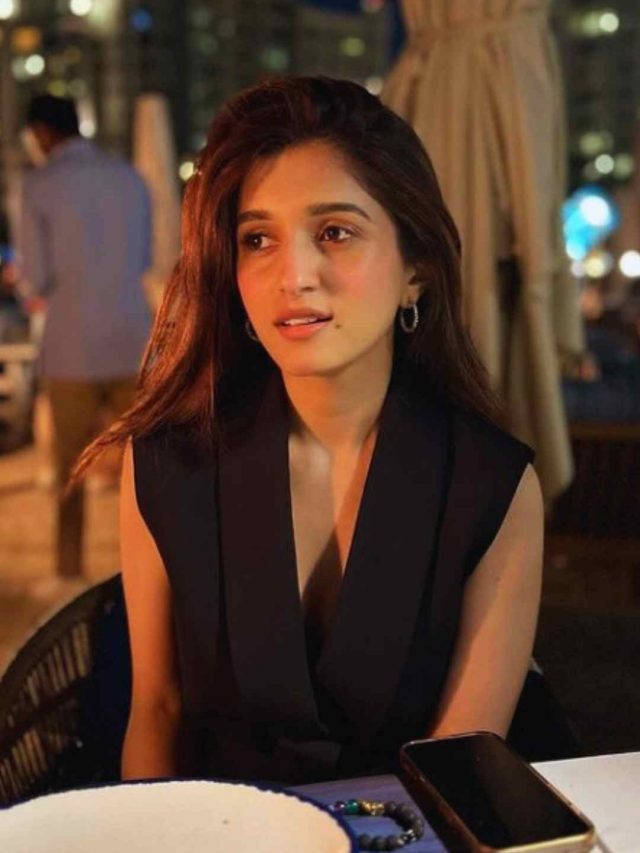 Anupamaa’s Nidhi Shah AKA Kinjal Enjoys A Food Fiesta In Dubai With Ice Cream, Desserts & More