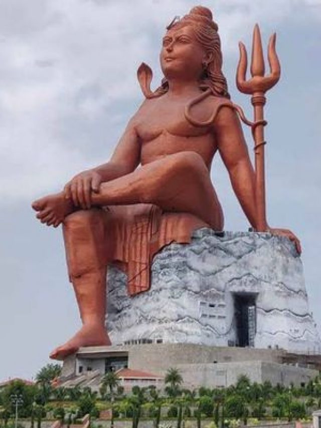 6 Tallest Statues To Visit In India