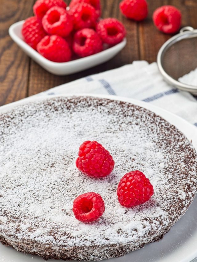 Craving Something Sweet? Make Kladdkaka Which Is World’s Best Cake; Recipe