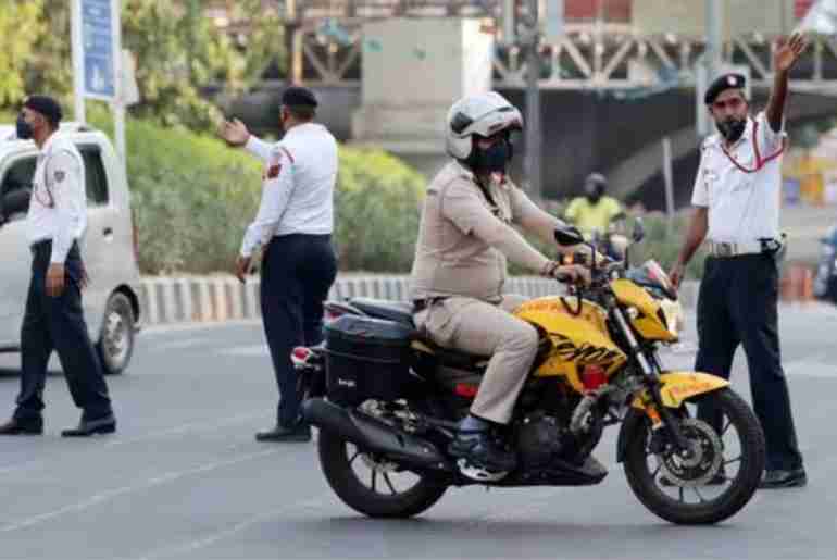 delhi traffic police 