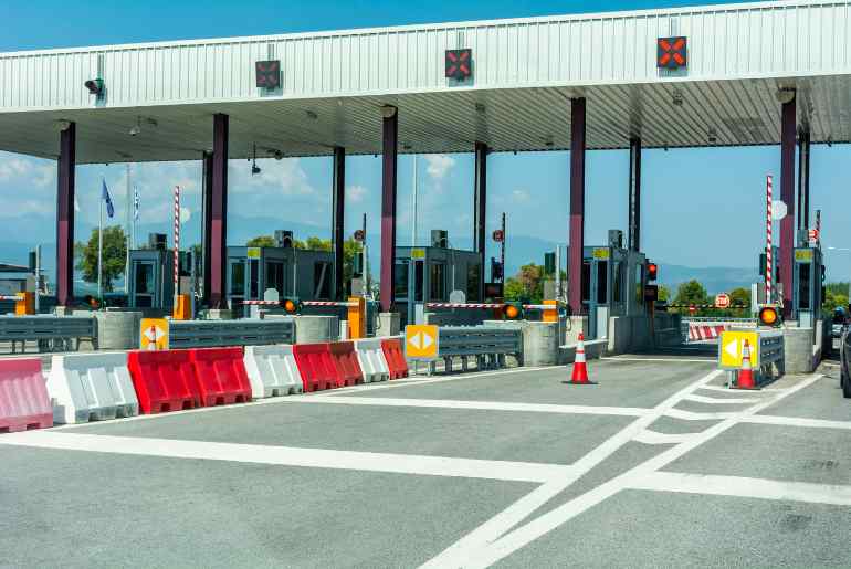 Bandra-worli link road toll 