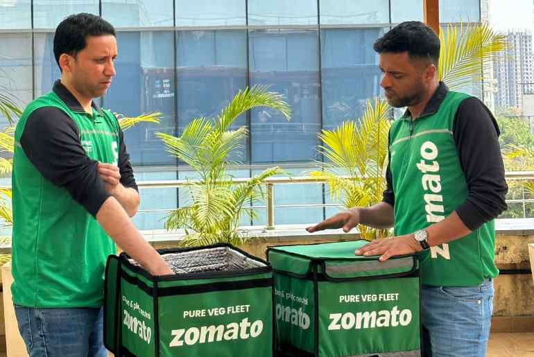 Zomato green uniform 