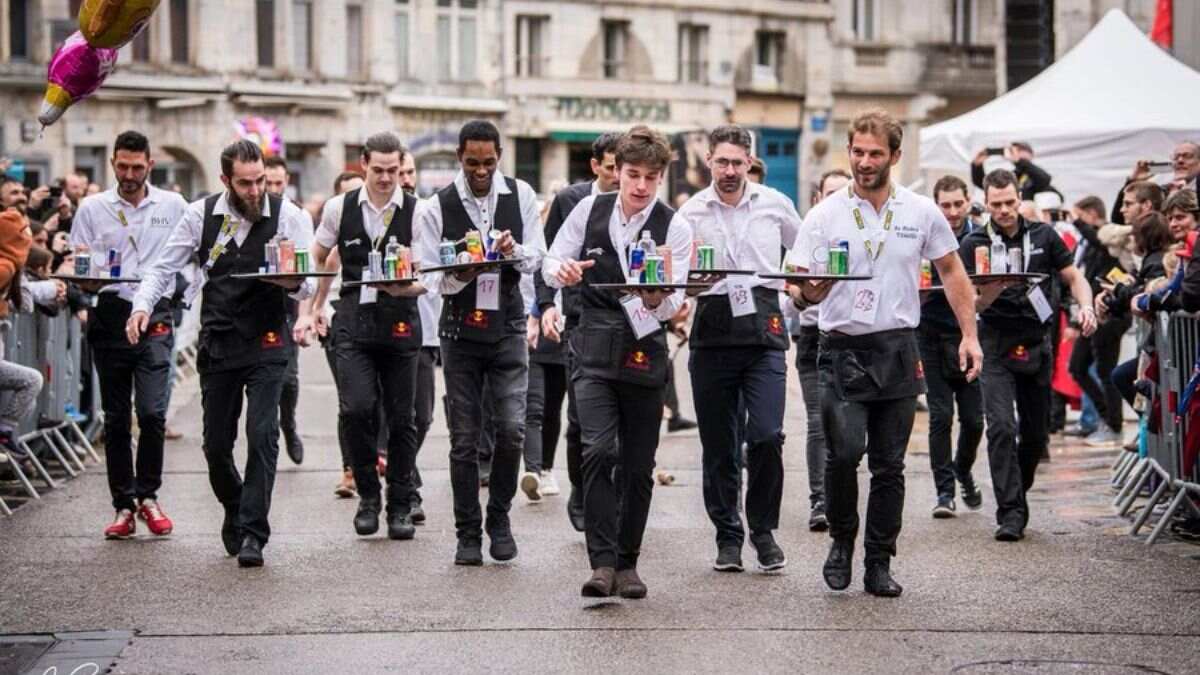 Reviving 110-YO Race After Over A Decade, Paris Hosts The Famous Race Of Waiters On The Streets