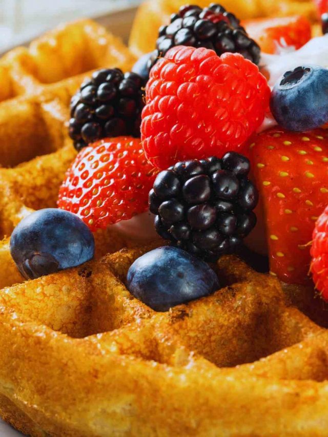 International Waffle Day: 7 Yummiest Side Dishes & Sauces To Serve With Waffles International Waffle Day: 7 Yummiest Side Dishes & Sauces To Serve With Waffles