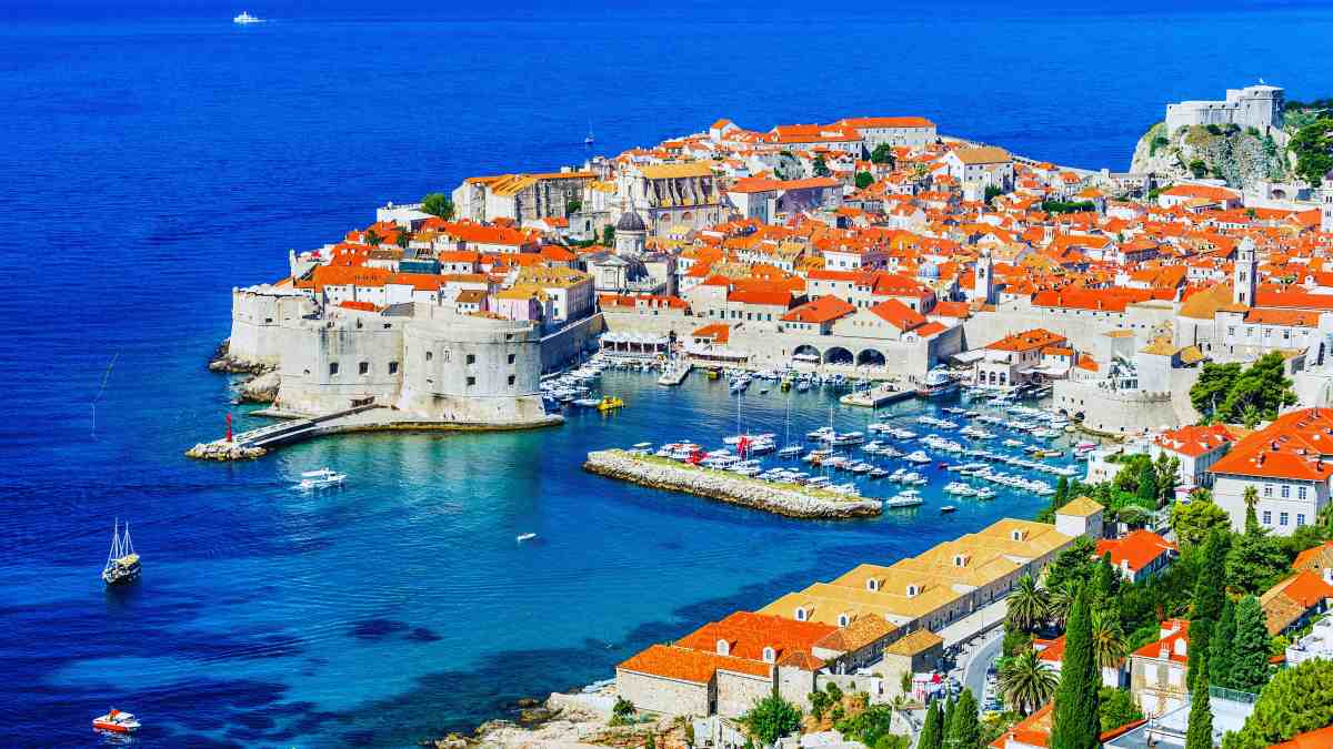 Croatia: Historic City Dubrovnik Bans New Rental Permits To Curb Overtourism & Help Locals 
