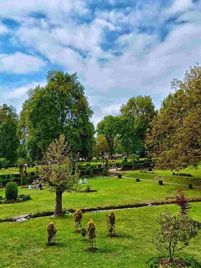 8 Gardens In Riyadh To Plan A Picnic & Family Day Out