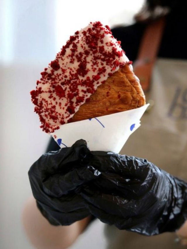 7 Cafes In Riyadh For Flat Croissants You Shouldn’t Miss! 7 Cafes In Riyadh For Flat Croissants You Shouldn’t Miss!