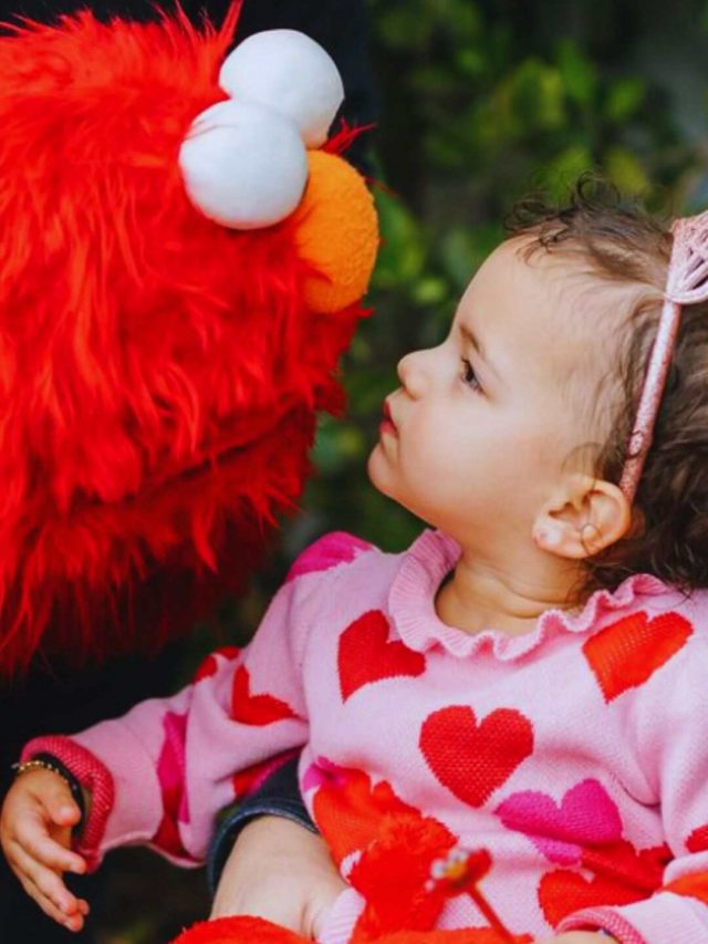 Malti Marie Enjoys Chocolate Ice Cream; Looks Like She Is A Foodie!