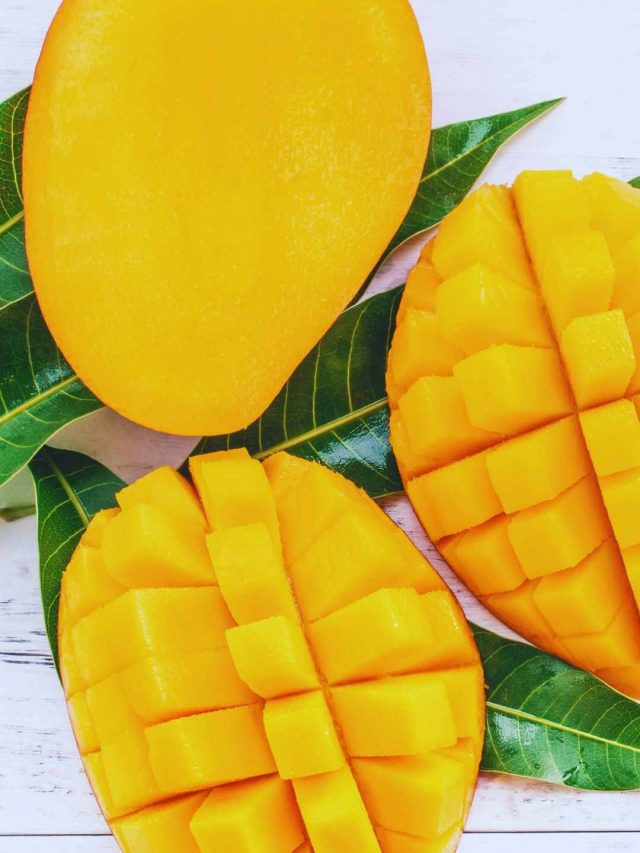 8 Reasons Why You Should Feed Mangoes To Your Baby This Summer!