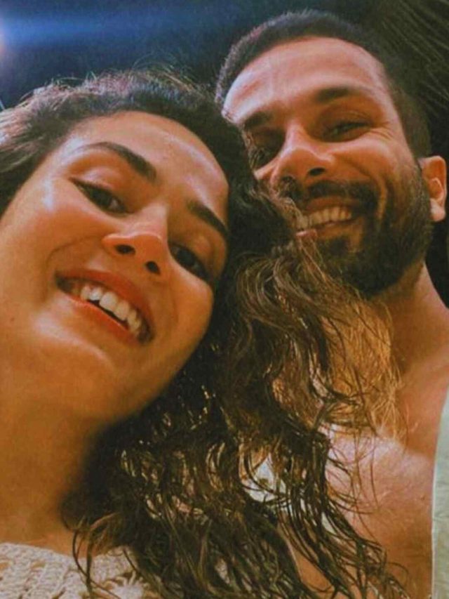 Shahid Kapoor, Mira Kapoor & Family Watch MI vs RCB & Relish A Gastronomic Feast; Pics Inside Shahid Kapoor, Mira Kapoor & Family Watch MI vs RCB & Relish A Gastronomic Feast; Pics Inside