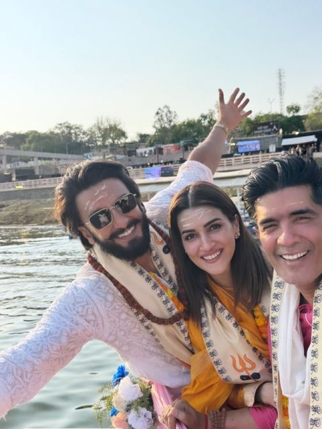 Ranveer Singh, Kriti Sanon Visit Kashi Vishwanath Temple & Kashi Ghat In Varanasi; Pics Inside Ranveer Singh, Kriti Sanon Visit Kashi Vishwanath Temple & Kashi Ghat In Varanasi; Pics Inside