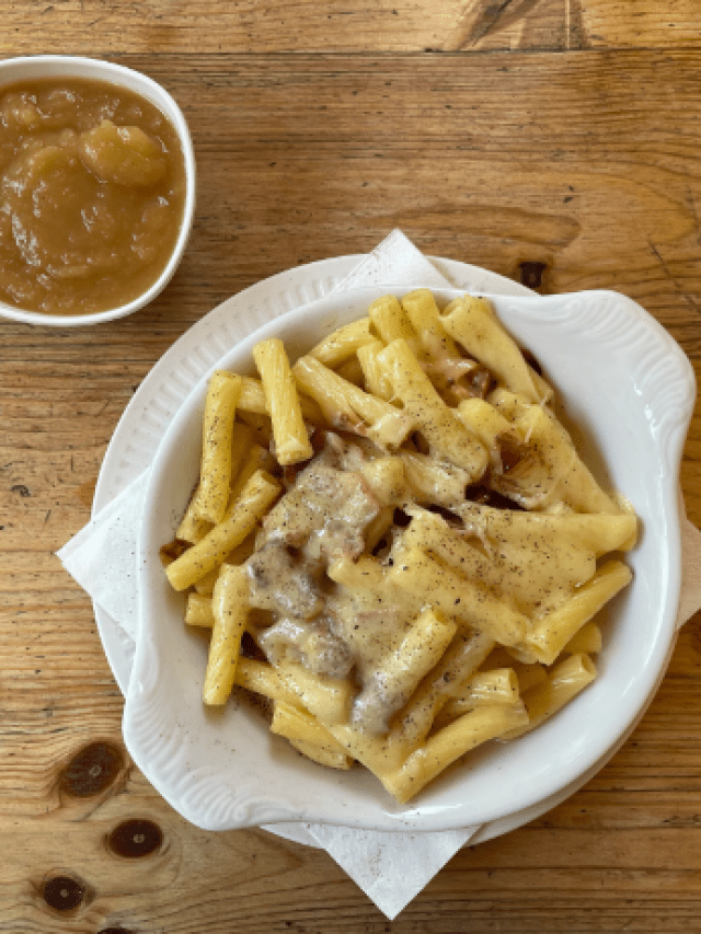 When In Switzerland, Don’t Miss Out On These 6 Classic Swiss Food Items When In Switzerland, Don’t Miss Out On These 6 Classic Swiss Food Items